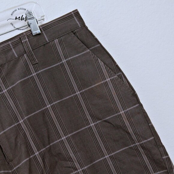 Bundle of 2 Burnside Men's Cotton Blend Plaid Shorts - Picture 10 of 14